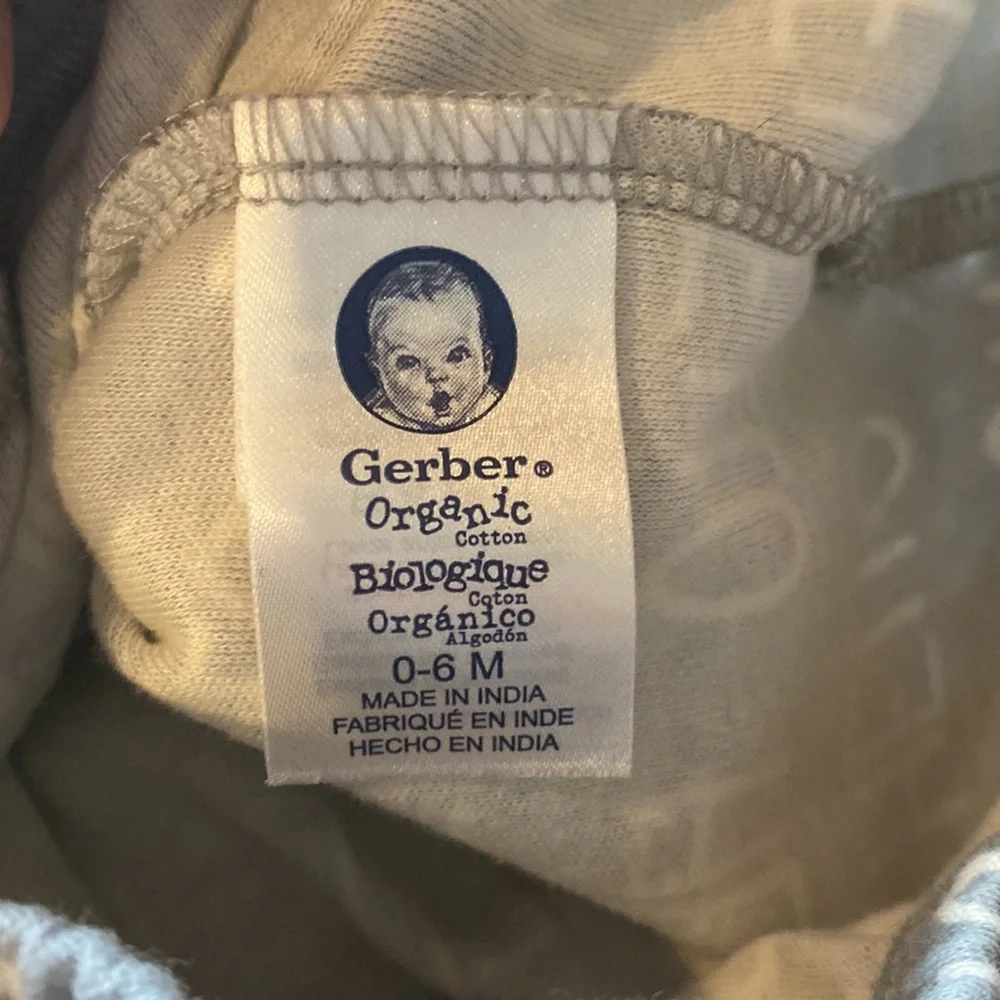 New baby “hello” newborn gown & white thermal baby blanket